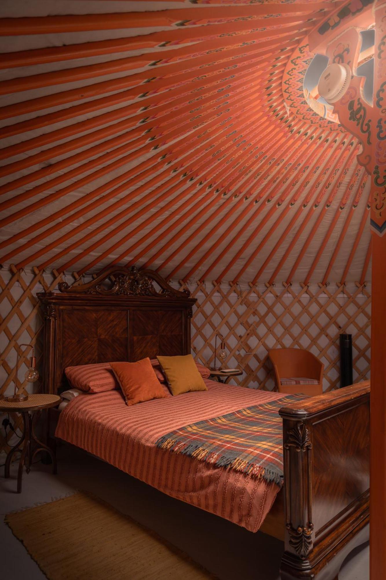 Gilfach Gower Farm Luxury Yurt With Hot Tub Hotell Ammanford Exteriör bild