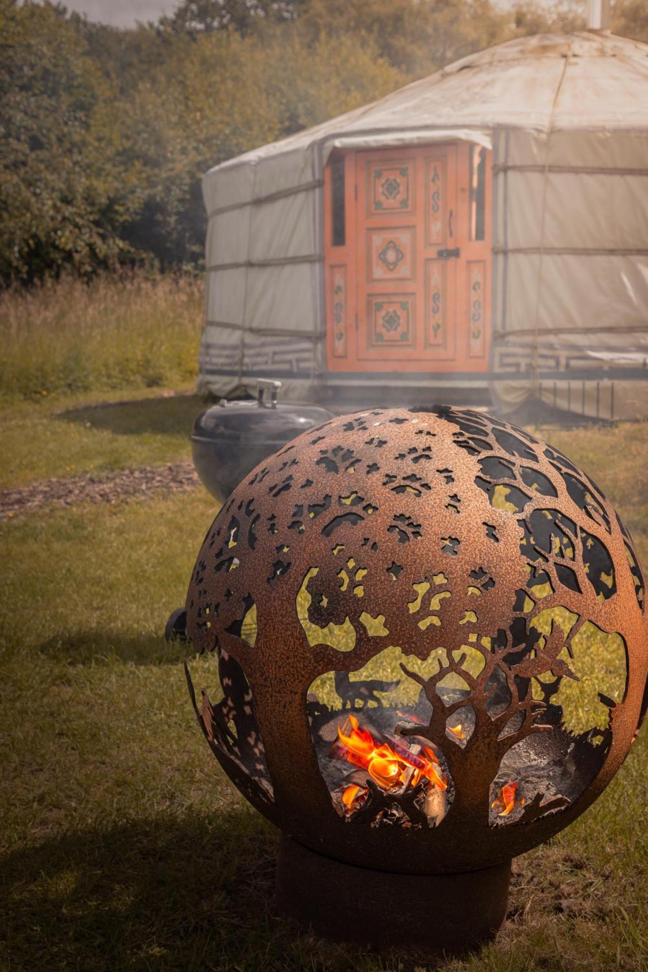 Gilfach Gower Farm Luxury Yurt With Hot Tub Hotell Ammanford Exteriör bild