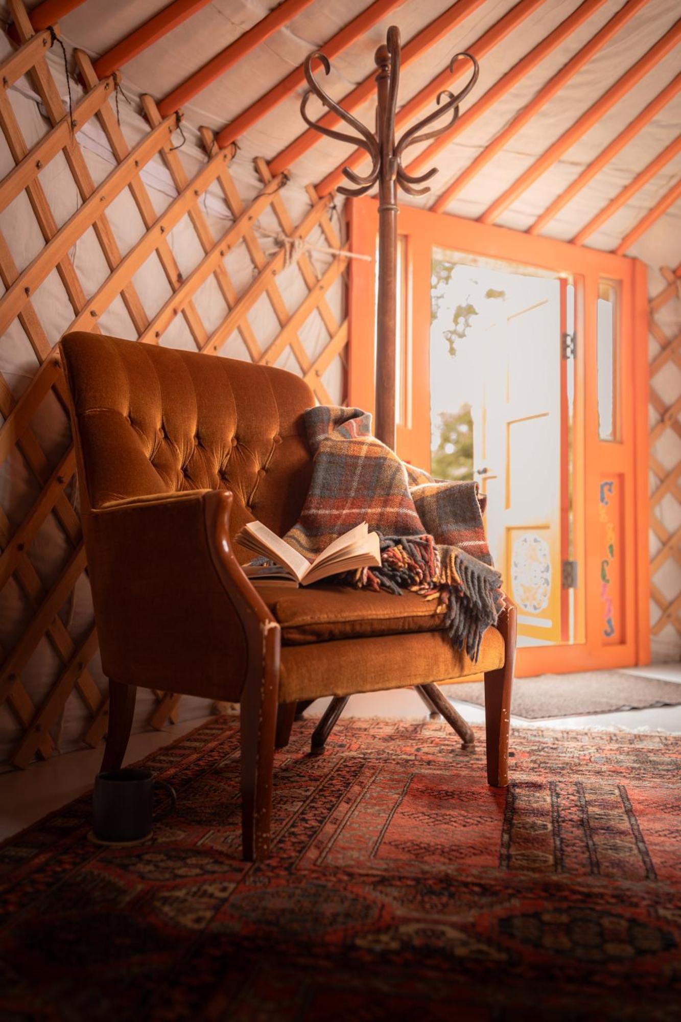 Gilfach Gower Farm Luxury Yurt With Hot Tub Hotell Ammanford Exteriör bild